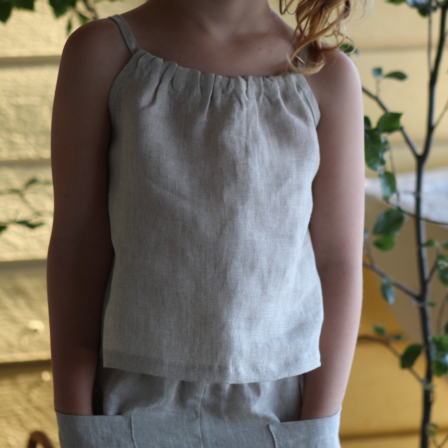 Strap top with tie in linen - girl 1-6y | natural