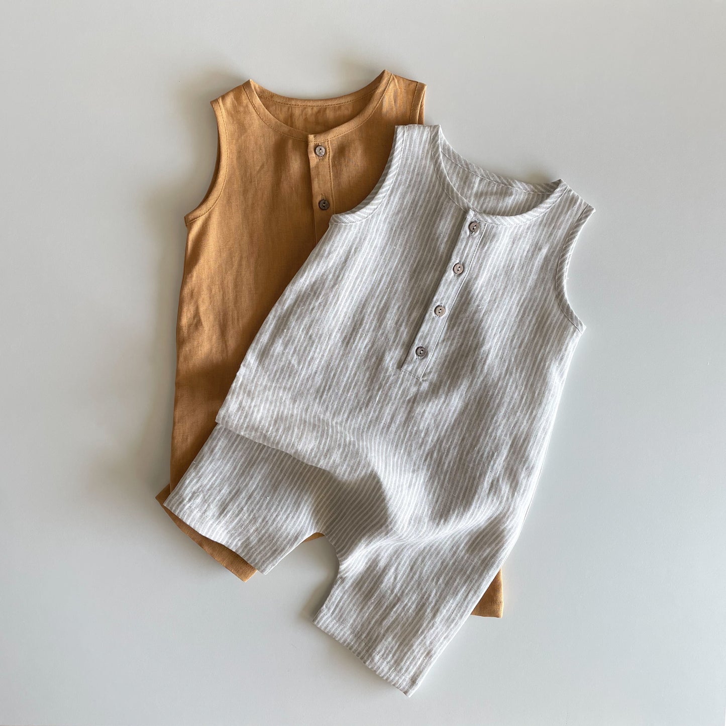 Romper in linen LEO - boy 6m-5y | carmel