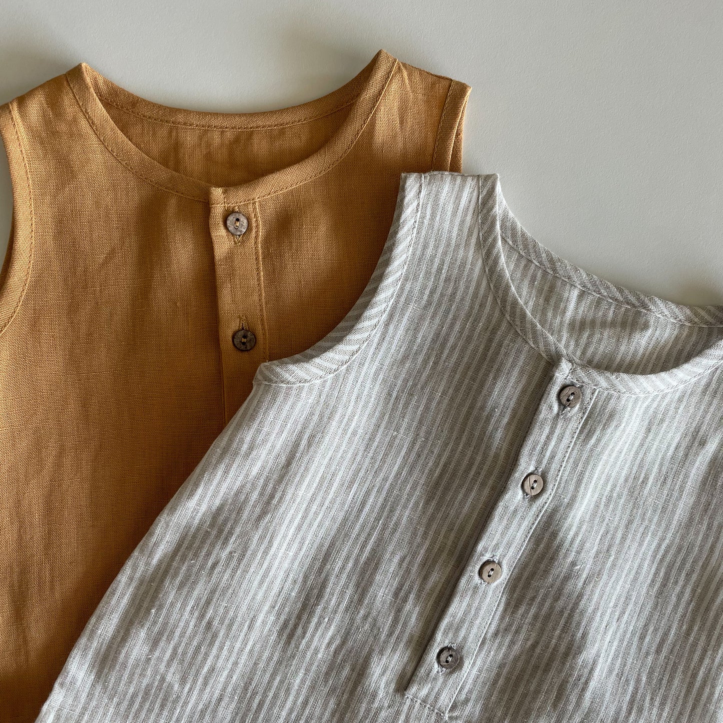 Romper in linen LEO - boy 6m-5y | carmel