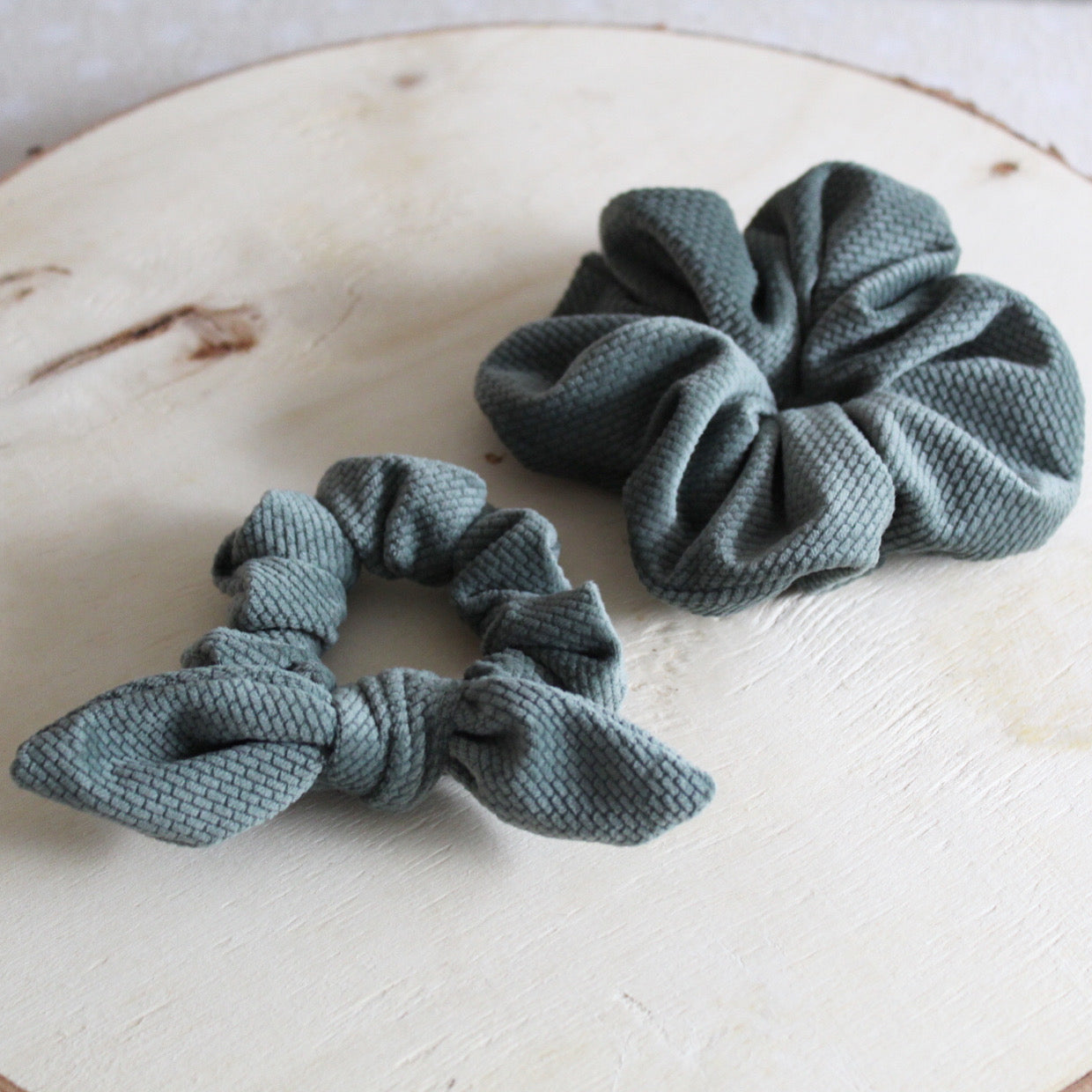Scrunchie velvet, organic grønn