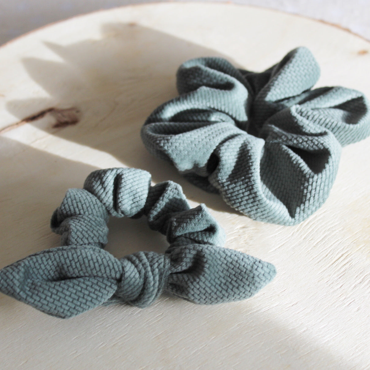 Scrunchie velvet, organic grønn