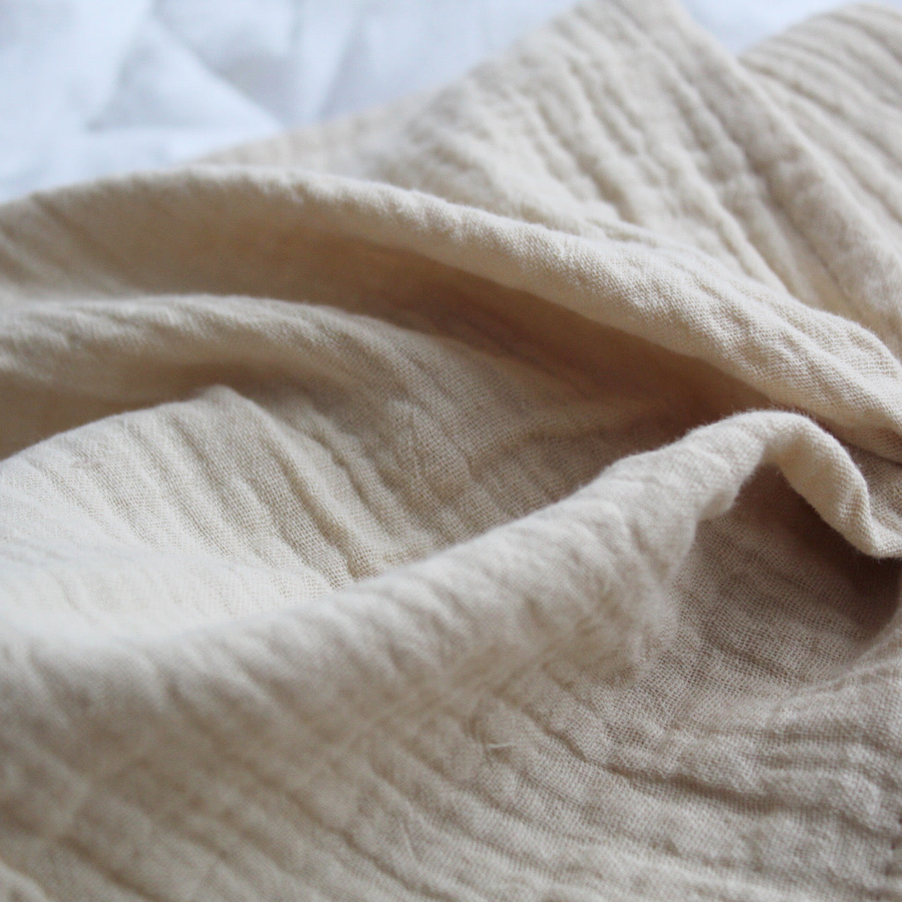 Swaddle økologisk musselin GOTS | sand | 100x100cm