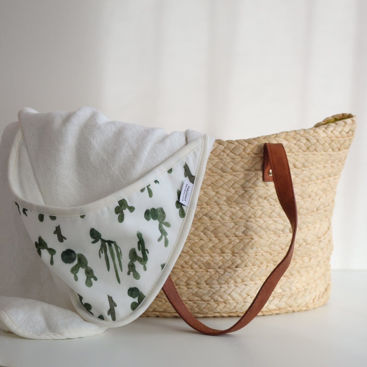 Bath towel with hood, 100% bamboo | cacti