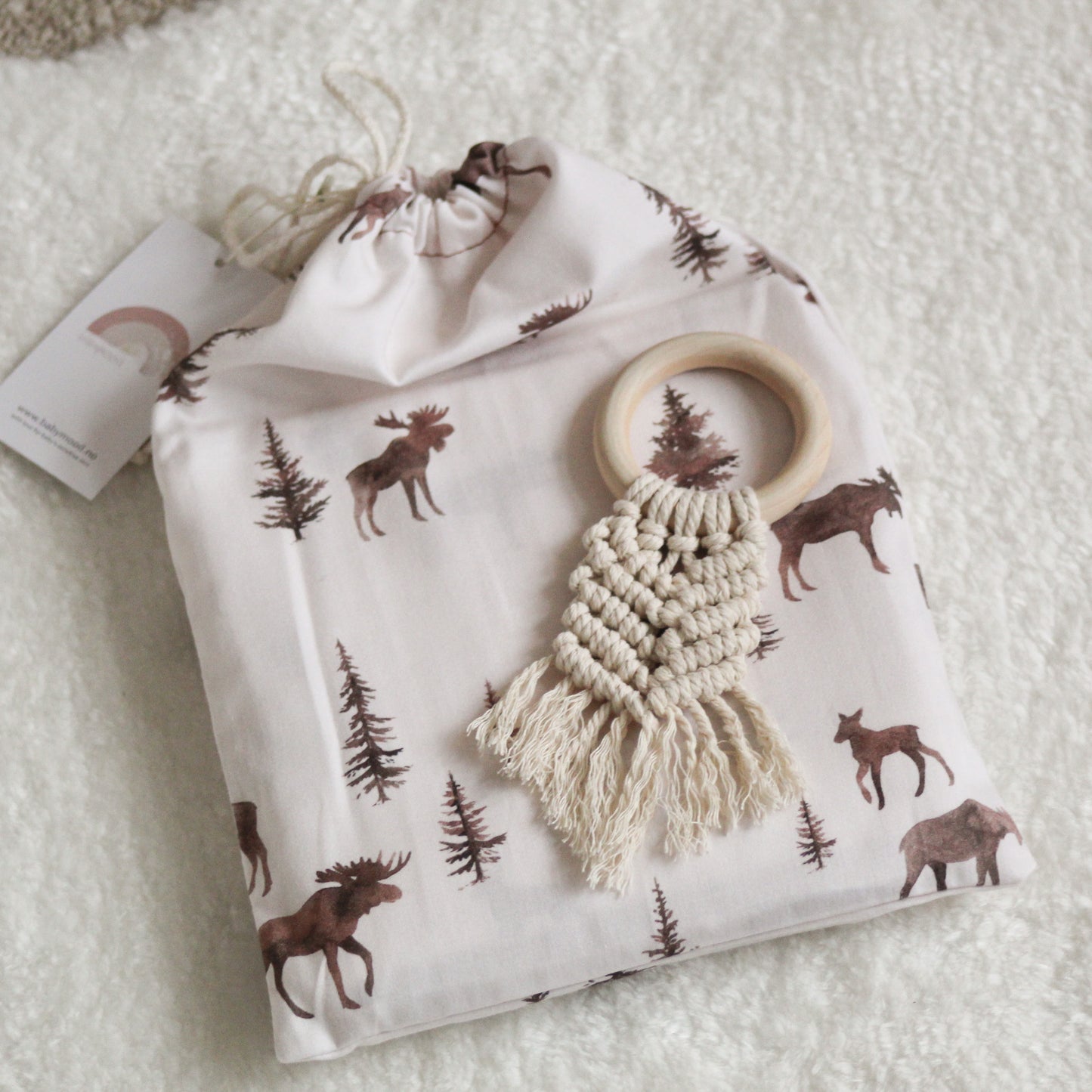 Biting toy with macrame | Tree ring