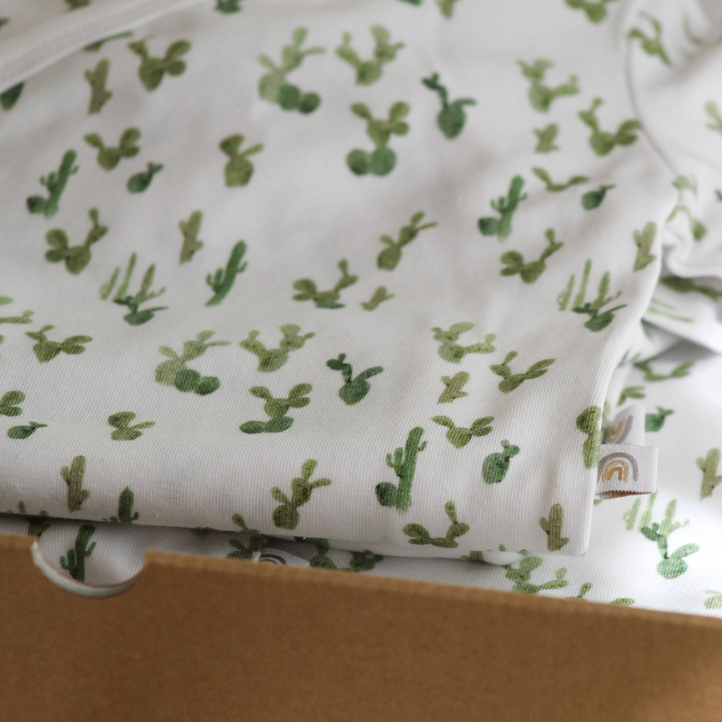 Wrap body with long sleeves, organic cotton GOTS | cacti