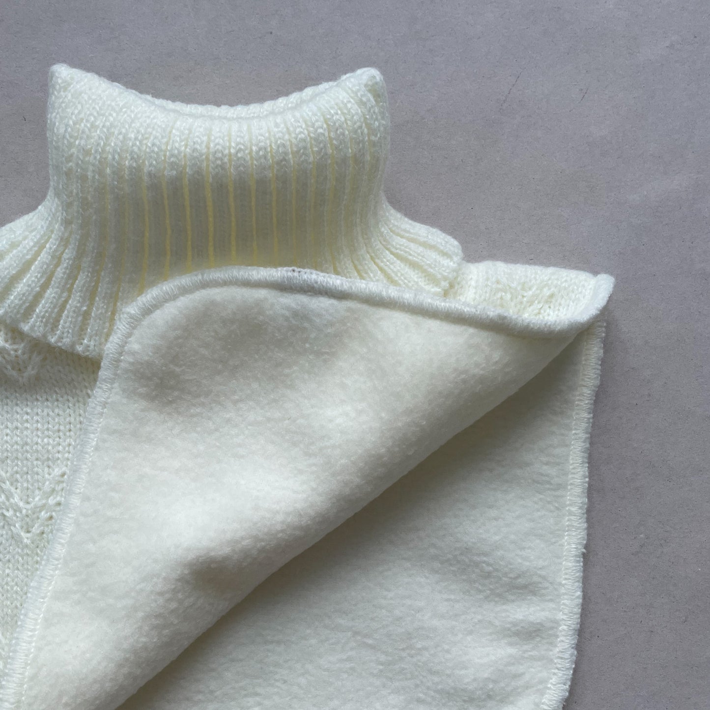 Neck in wool | ecru