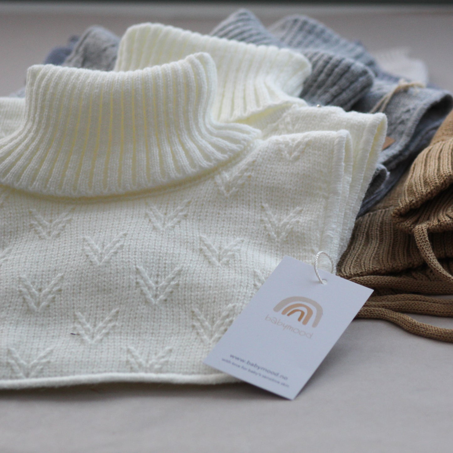 Neck in wool | ecru