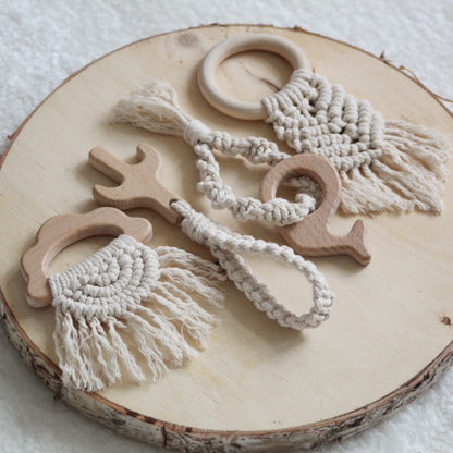 Biting toy with macrame | Cloud/Rainbow